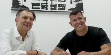 Colo Colo y la cueca en p… : La explicación de Mosa por confirmación de Almirón